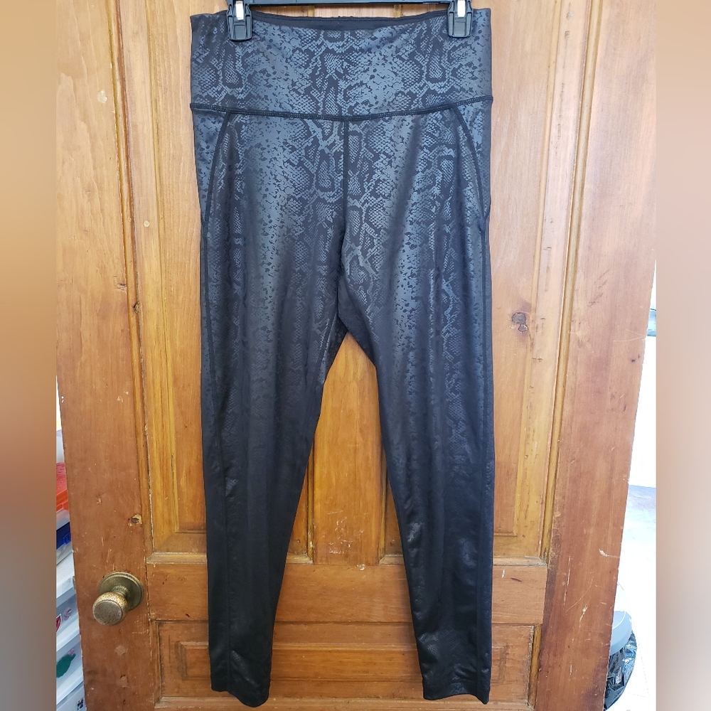Sommer Ray Leggings, Large